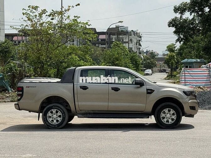 Bán xe Ford Ranger 2016 XLS 2.2L 4x2 AT bao  đẹp