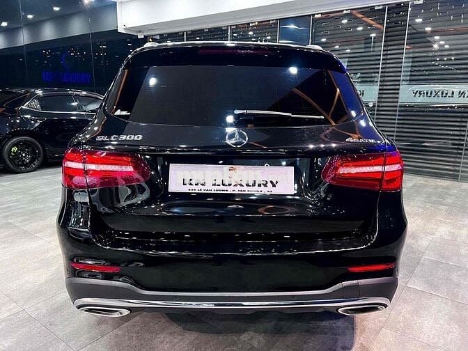 Mercedes Benz GLC 300 Model 2019 4MATIC - 63000 km