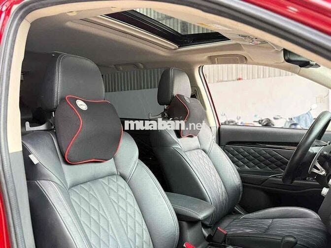 Mitsubishi Outlander 22/23 Premium 2.0 CVT - 12000