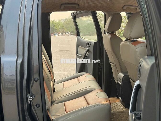 Bán xe Ford Ranger 2017 XLS 2.2L 4x2 AT bao đẹp