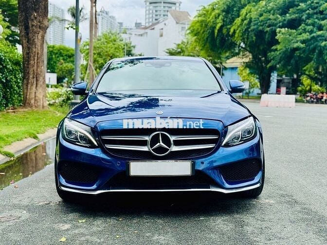 Mercedes Benz C Class 2017 C300 AMG - 60000 km