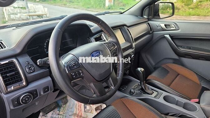 Bán xe Ford Ranger Wildtrak 2015 3.2 4x4AT màu cam