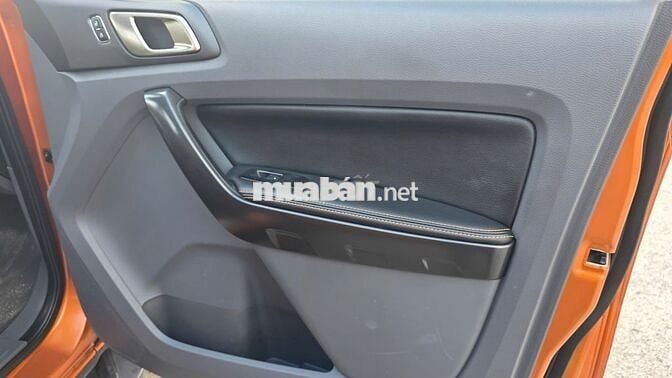 Bán xe Ford Ranger Wildtrak 2015 3.2 4x4AT màu cam