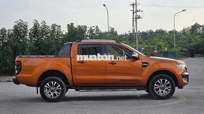 Bán xe Ford Ranger Wildtrak 2015 3.2 4x4AT màu cam