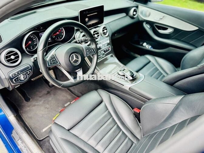 Mercedes Benz C Class 2017 C300 AMG - 60000 km