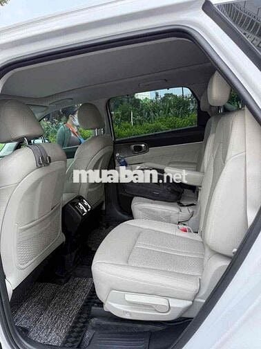 Kia Sorento 2022 Signature 2.5 AT AWD - 46000 km