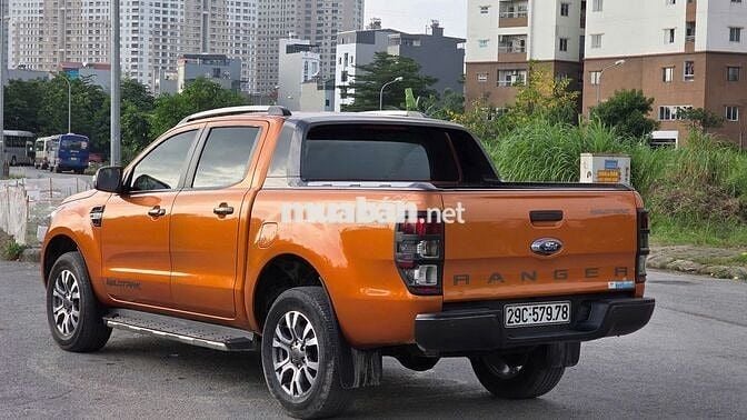 Bán xe Ford Ranger Wildtrak 2015 3.2 4x4AT màu cam