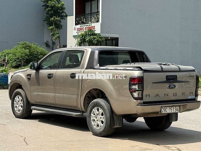 Bán xe Ford Ranger 2016 XLS 2.2L 4x2 AT bao  đẹp