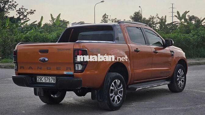 Bán xe Ford Ranger Wildtrak 2015 3.2 4x4AT màu cam