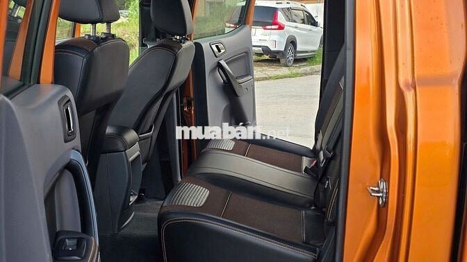 Bán xe Ford Ranger Wildtrak 2015 3.2 4x4AT màu cam