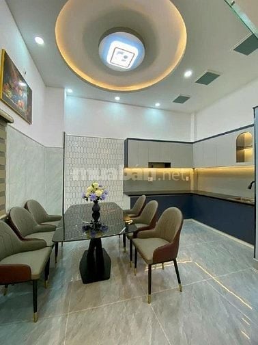 CẦN BÁN GẤP NHÀ HUỲNH VĂN BÁNH, PHÚ NHUẬN, ĐANG CHO THUÊ, BỚT TÍ LỘC 