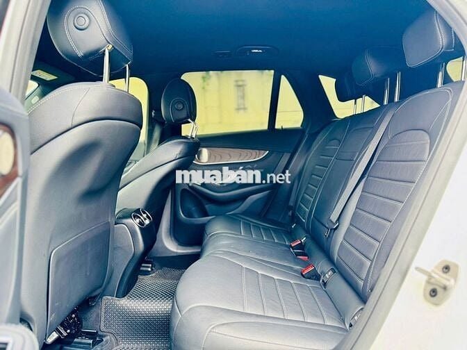 Mercedes Benz GLC 2021 200 4Matic - 89000 km