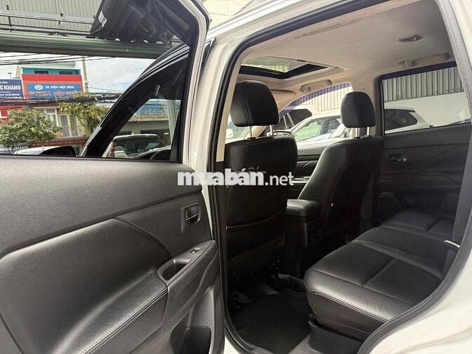 Mitsubishi Outlander 2019 2.0 CVT Premium - 70000