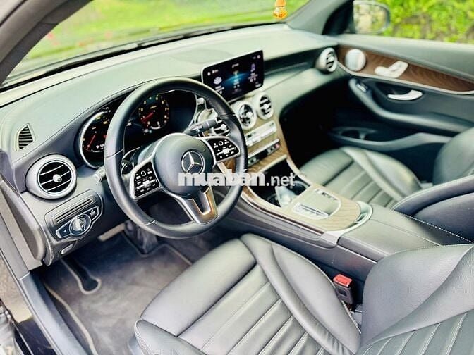 Mercedes GLC200 4Matic SX2020 xe đẹp cam kết chuẩn