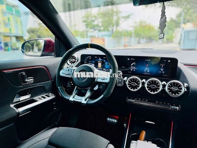 Mercedes GLA45S nhập Đức 2022 siêu lướt 4,500 Km