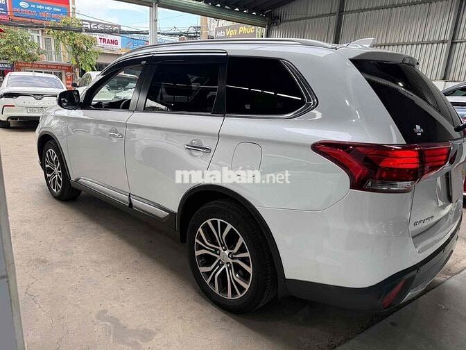 Mitsubishi Outlander 2019 2.0 CVT Premium - 70000