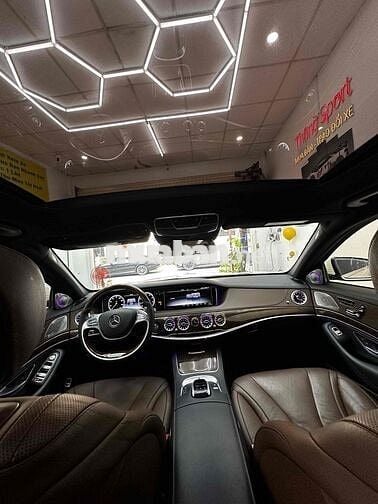 Mercedes Benz S Class 2016 Maybach S400 - 86000 km