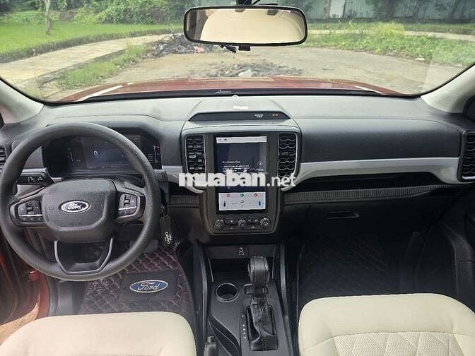 RANGER XLS 2024 AT 1 CẦU LƯỚT 17000KM BẢO HÀNH2027