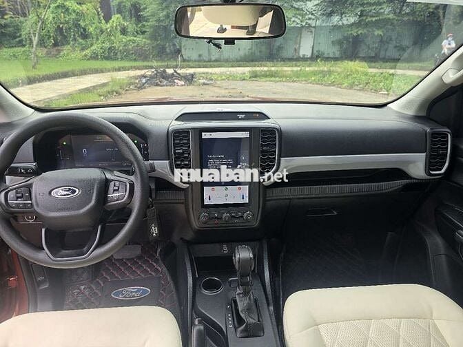 RANGER XLS 2024 AT 1 CẦU LƯỚT 17000KM BẢO HÀNH2027