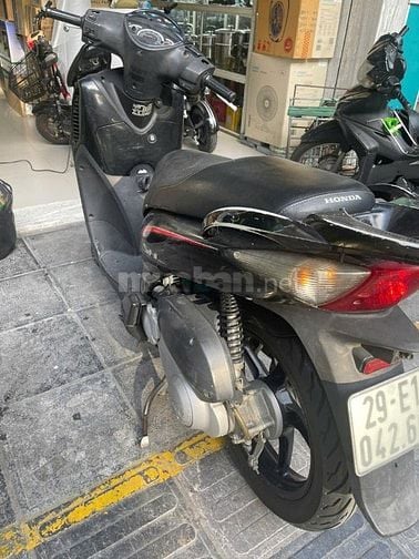 Chính chủ bán Bán xe SH Sport nhập khẩu Ý 150 phân khối, nguyên bản