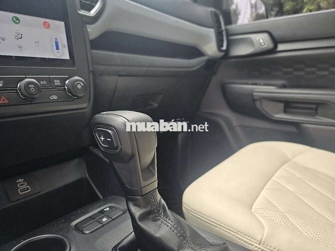RANGER XLS 2024 AT 1 CẦU LƯỚT 17000KM BẢO HÀNH2027