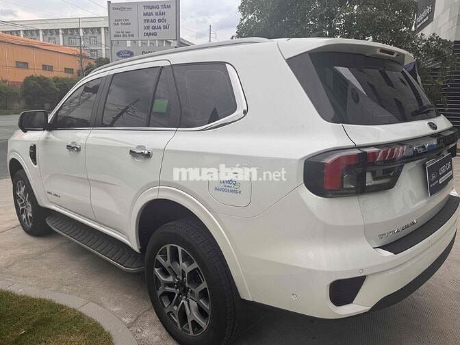 Ford Everest 2023 Titanium+ 2.0 AT 4x4 - 43000 km