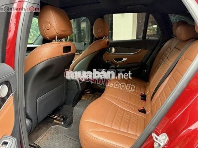 Mercedes-Benz GLC 300 4MATIC – Sản xuất 2018