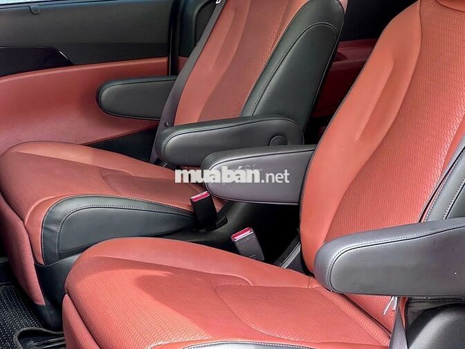Kia Carnival 2023 Signature dầu full LS, có vay NH