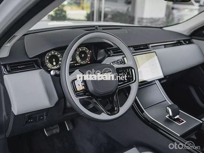 Land Rover Range Rover Velar R-Dynamic SE 2025