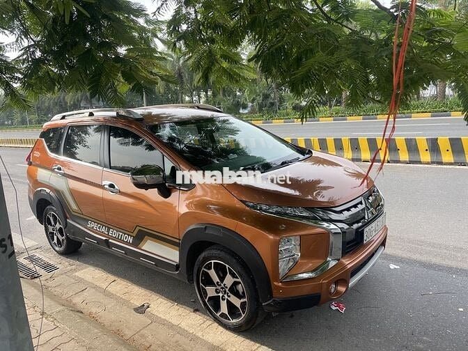 Mitsubishi Xpander Cross 2020 AT - 100000 km