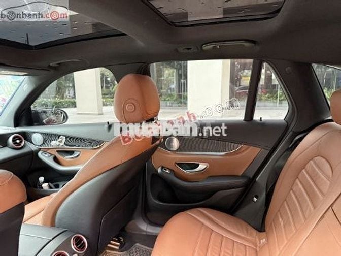 Mercedes-Benz GLC 300 4MATIC – Sản xuất 2018