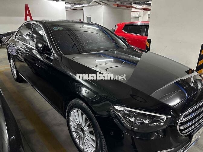 Mercedes Benz E Class 2022 E200 Exclusive - 54000
