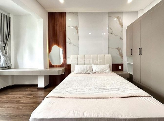 Sốc! Bán nhà siêu phẩm ở Đường Xô Viết Nghệ Tĩnh, Phường 26, Bình Thạn