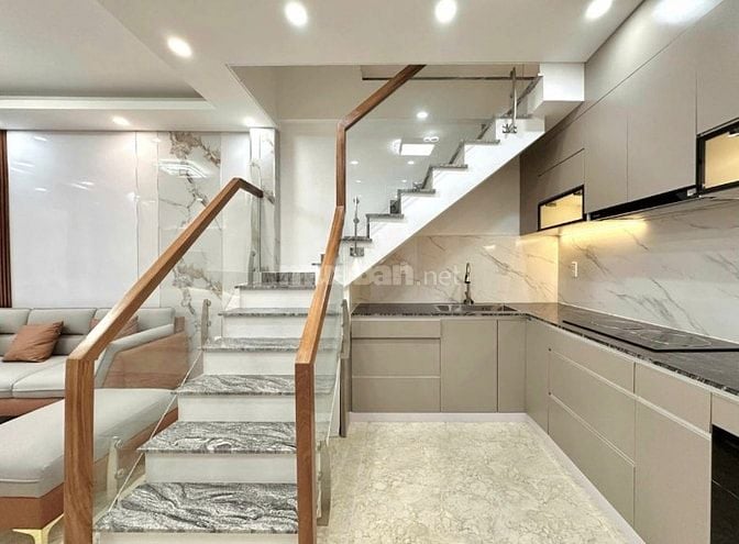 Sốc! Bán nhà siêu phẩm ở Đường Xô Viết Nghệ Tĩnh, Phường 26, Bình Thạn