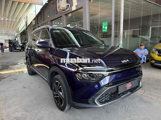 Kia Carens 2023 1.5G Luxury - 20000 km một chủ