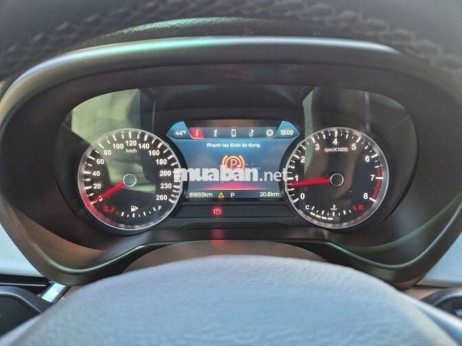 VINfAST LUX SA PREMIUM sx 2020