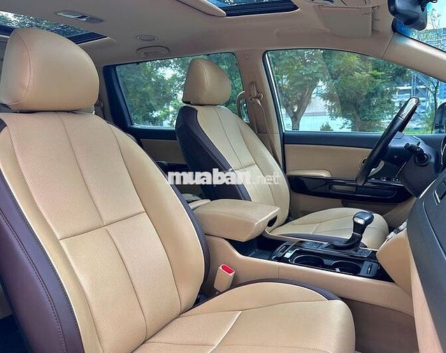 Kia Sedona 2018 xăng, xe đẹp full LS, có bảo hành