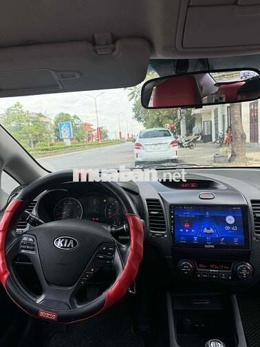 Gia Đình cần bán Kia K3 2014 - 110000 km