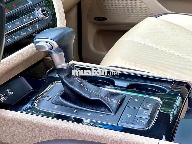 Kia Sedona 2018 xăng, xe đẹp full LS, có bảo hành