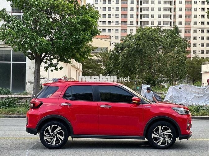 Toyota Raize 2024 nhập khẩu siêu lướt, vay NH 70%