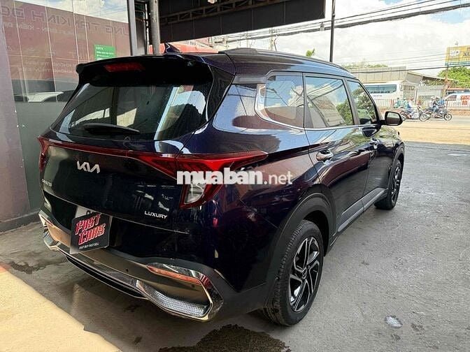 Kia Carens 2023 1.5G Luxury - 20000 km một chủ