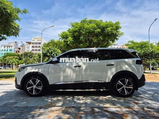 PEUGEOT 5008 SX 2018