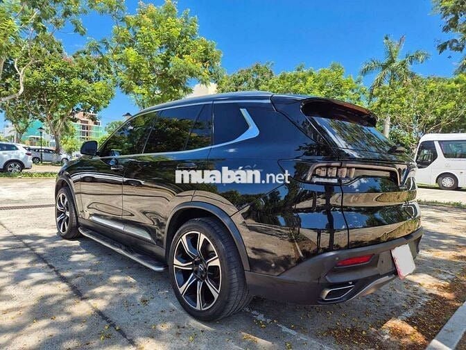 VINfAST LUX SA PREMIUM sx 2020