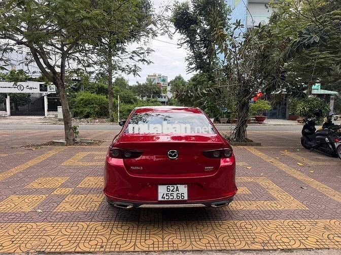 Mazda 3 2024 1.5L Luxury - 14000 km