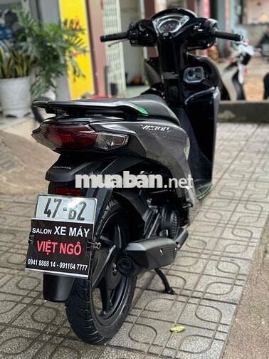 Viíion 2022 miss xám Titan ( phố ) bản Full nhất