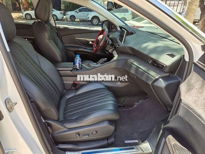 PEUGEOT 5008 SX 2018