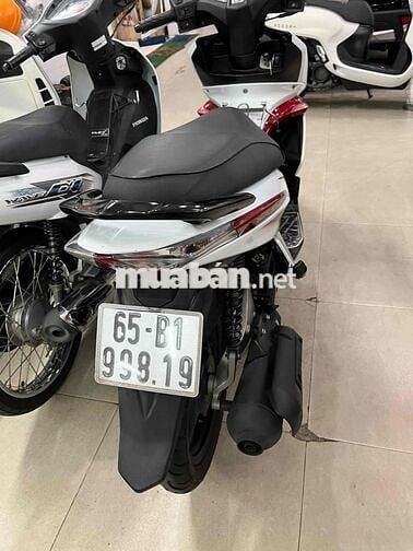 Honda ab trắng đỏ, tay ga 2009