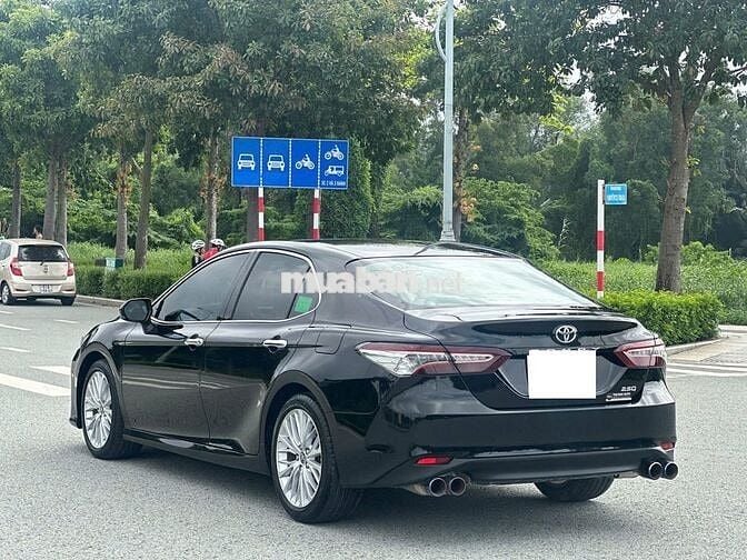 Toyota Camry 2019 2.5Q xe cọp full LS, có bảo hành