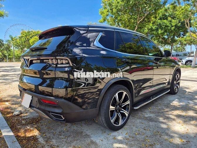 VINfAST LUX SA PREMIUM sx 2020
