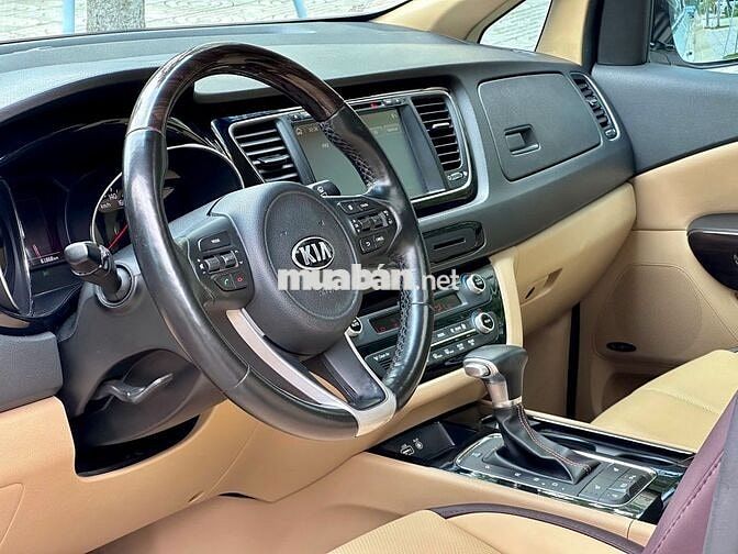 Kia Sedona 2018 xăng, xe đẹp full LS, có bảo hành